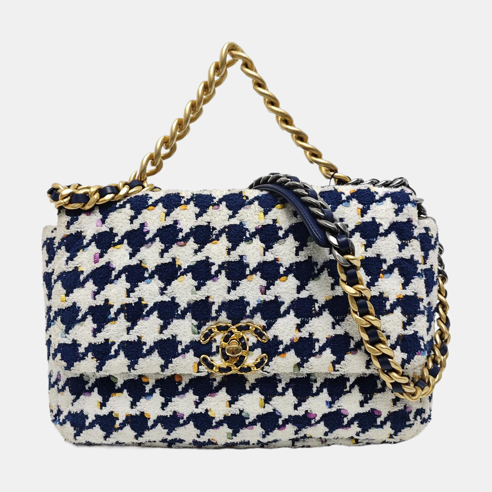 CHANEL 19 Large Quilted Fabric White