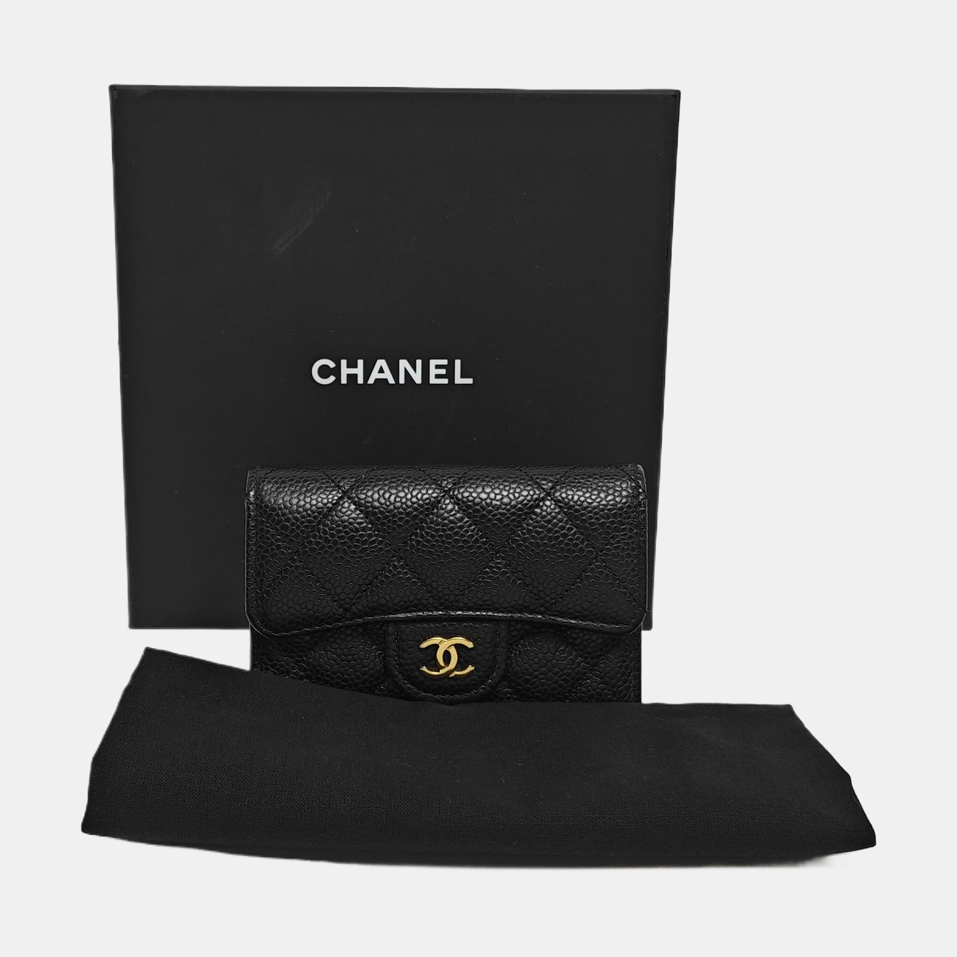 CLASSIC FLAP Quilted Grained Calfskin Black Card Holder