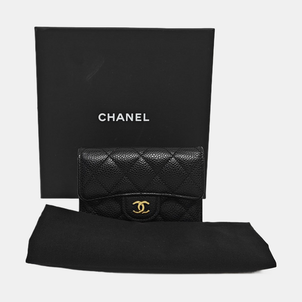 CLASSIC FLAP Quilted Grained Calfskin Black Card Holder
