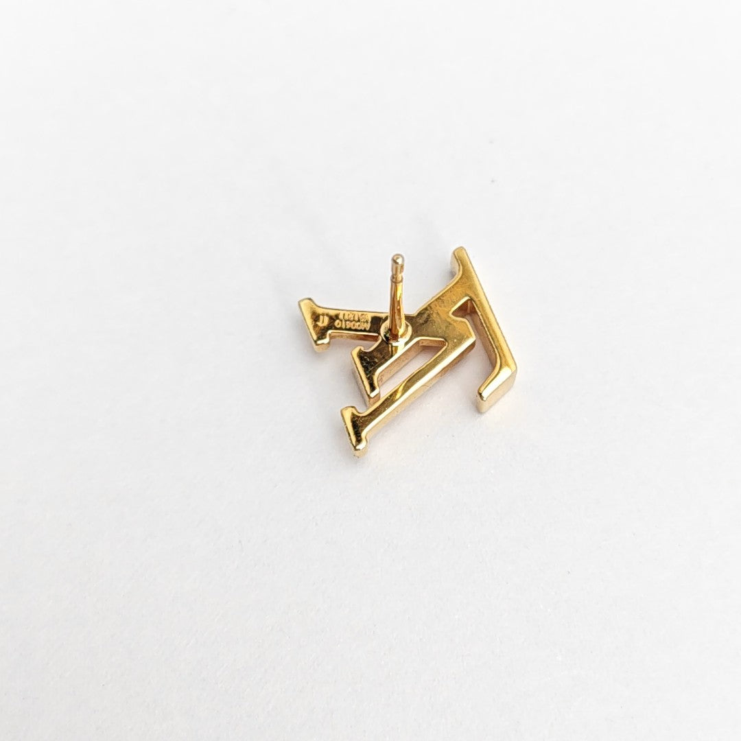 Metal Gold Stud Earrings