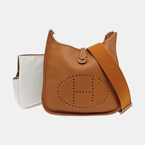 Evelyne 29 Clemence Brown