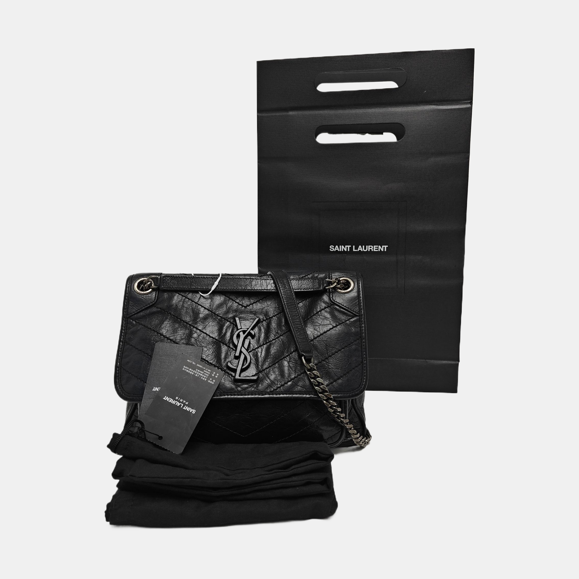 NIKI Medium Chevron Calfskin Black