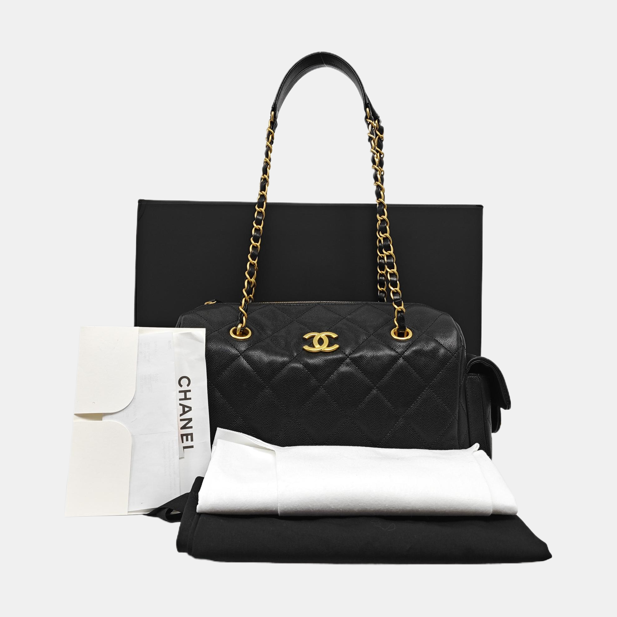 Grained Calfskin Shoulder Bag Black