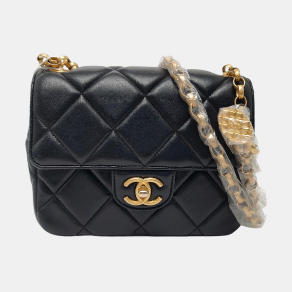 CLASSIC FLAP Mini Quilted Lambskin Black
