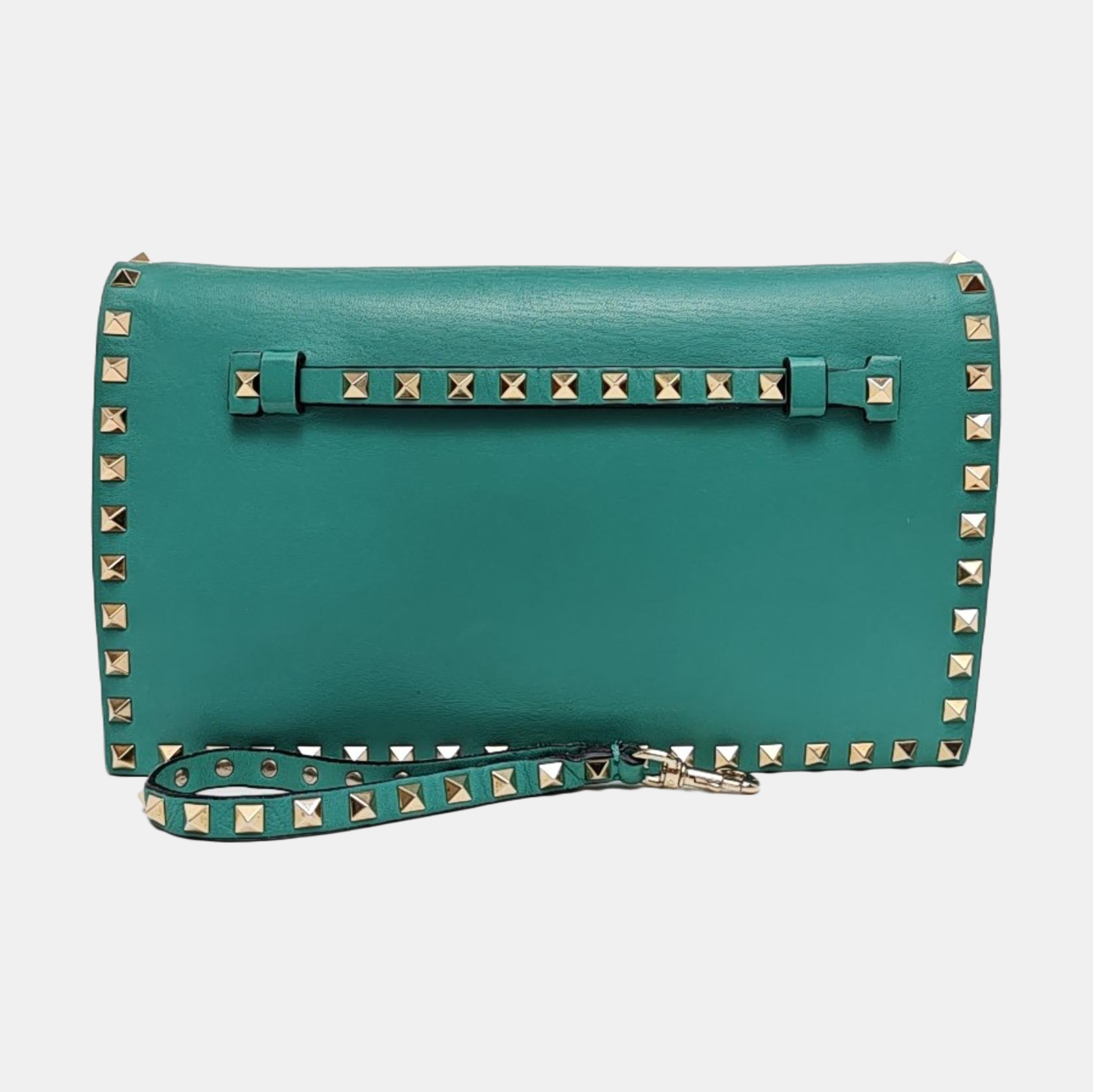 Authenticated pre-owned  Rockstud Lambskin Green - Clutch at Looply