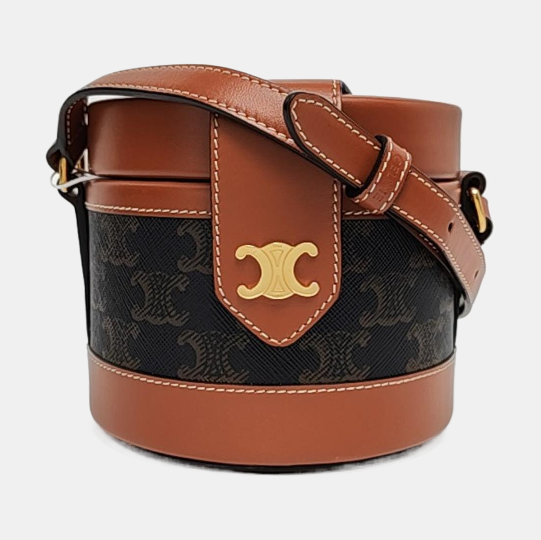Authenticated pre-owned  TRIOMPHE Small Coated Canvas Brown - Shoulder Bag at Looply