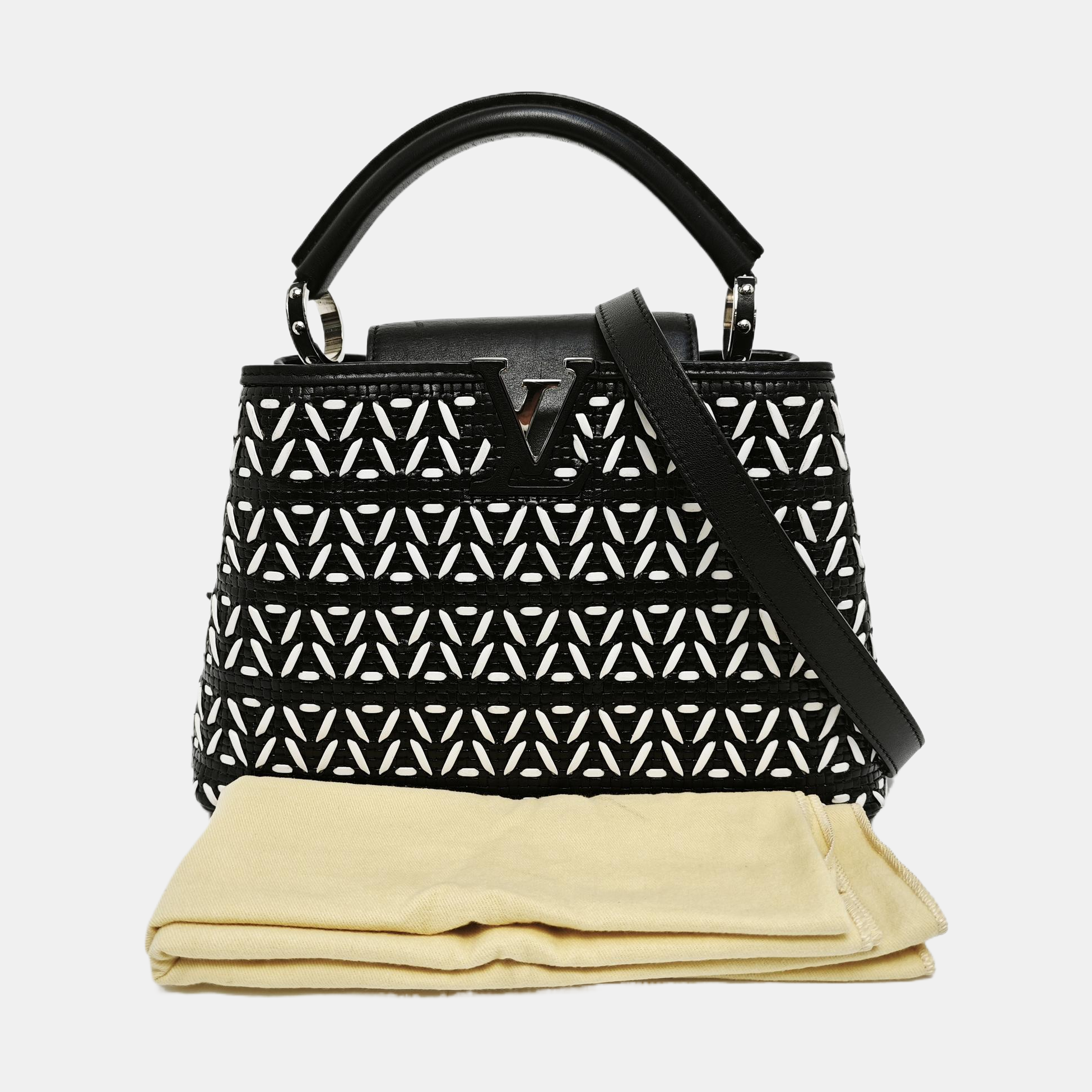 CAPUCINES PM Calfskin Black