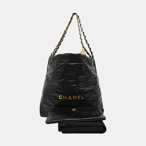 CHANEL 22 Small Quilted Calfskin Black