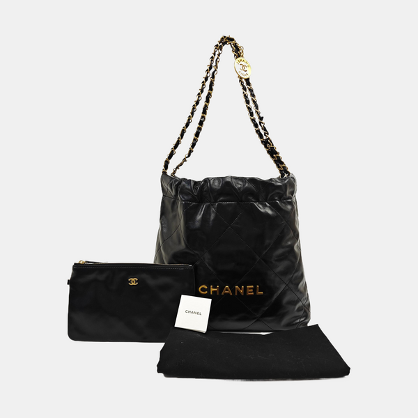 CHANEL 22 Small Quilted Calfskin Black
