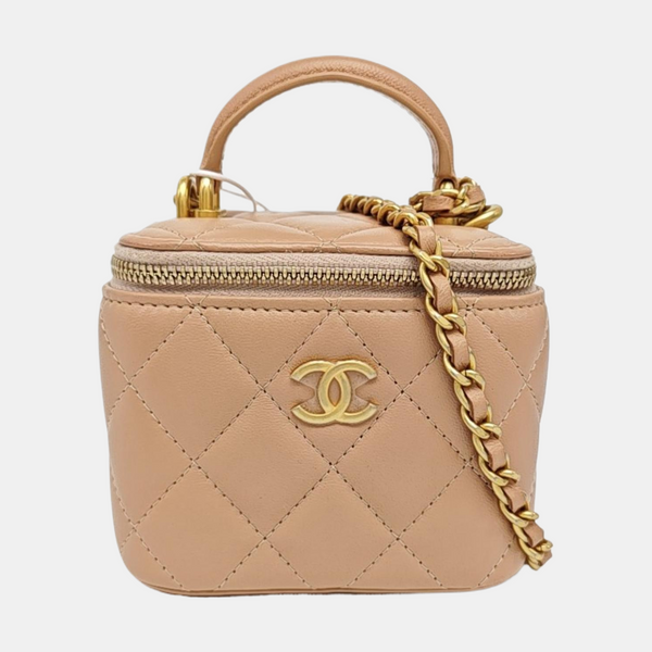 VANITY CASE Mini Quilted Lambskin Beige
