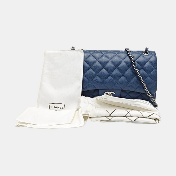 CLASSIC FLAP Jumbo Quilted Grained Calfskin Blue