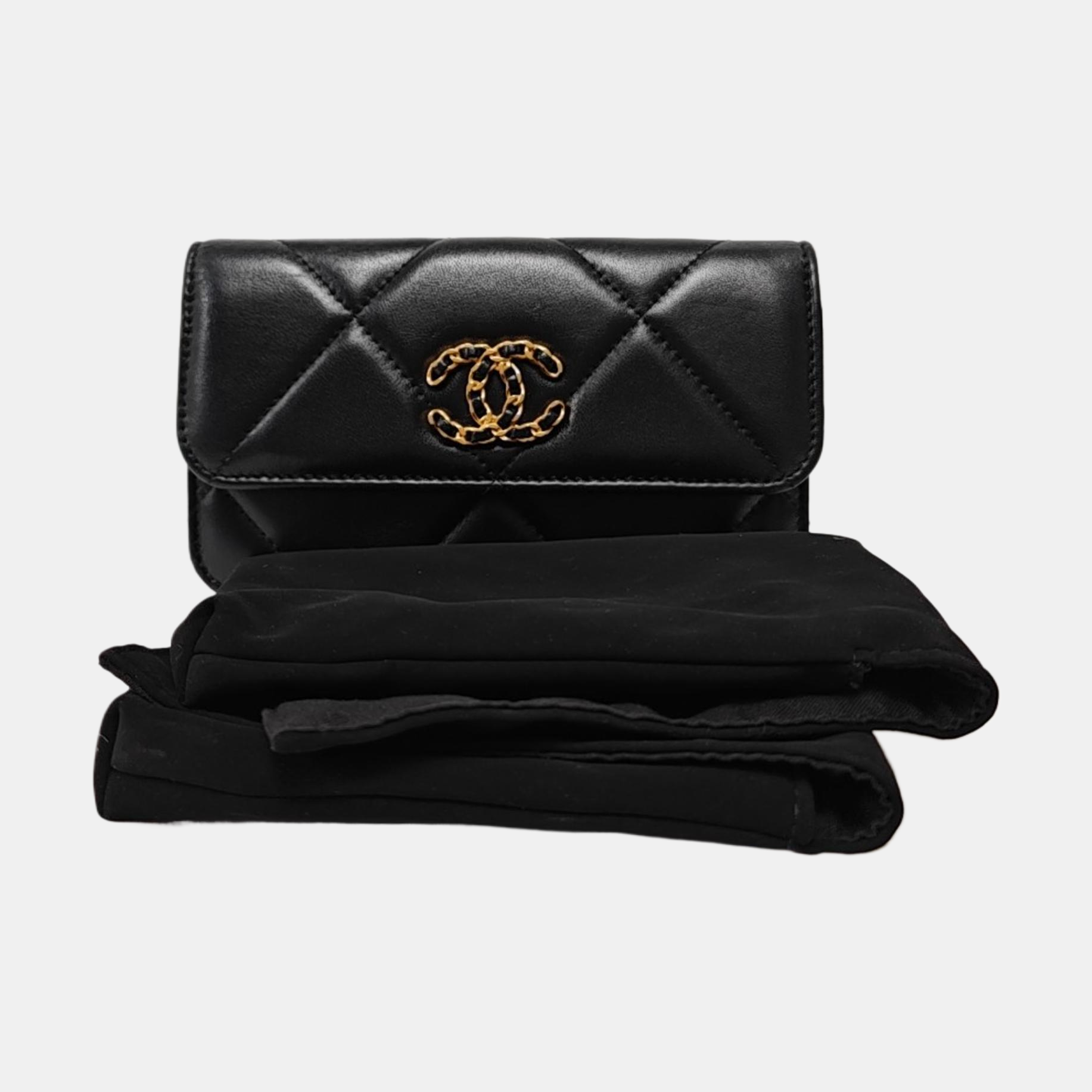 Authenticated pre-owned  CHANEL 19 Quilted Lambskin Black - Belt Bag at Looply