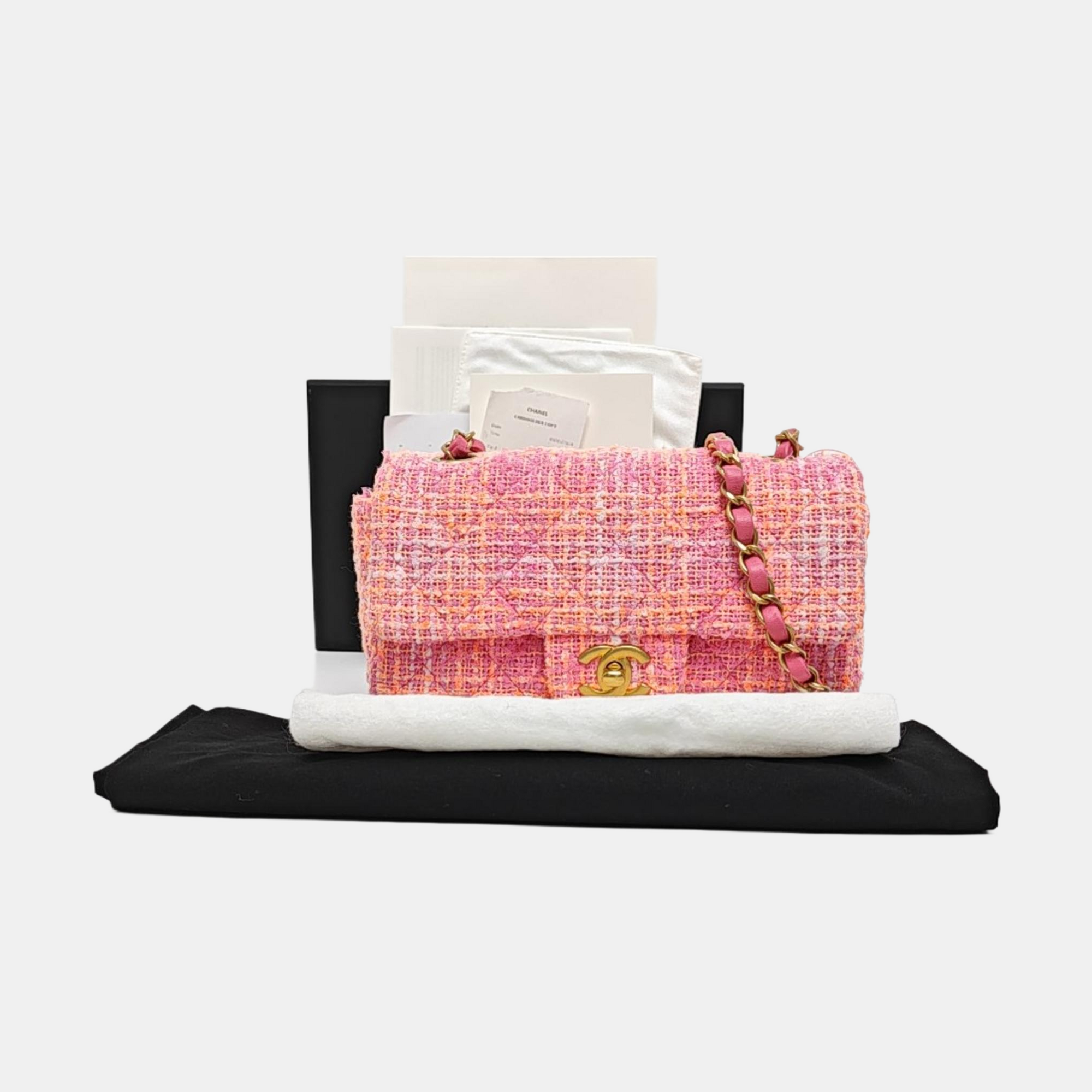 CLASSIC FLAP Mini Quilted Wool Red