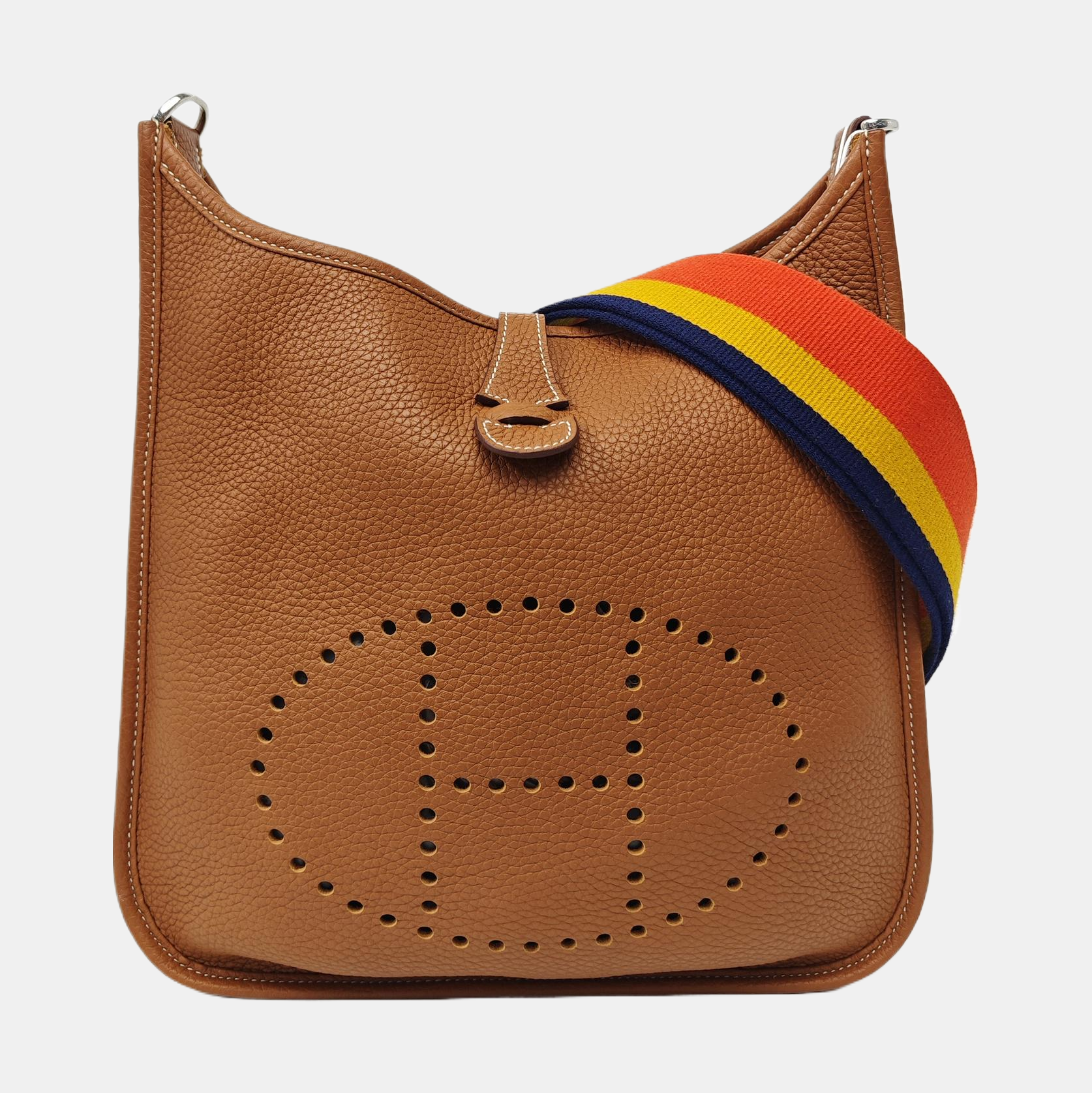 Evelyne 29 Clemence Brown