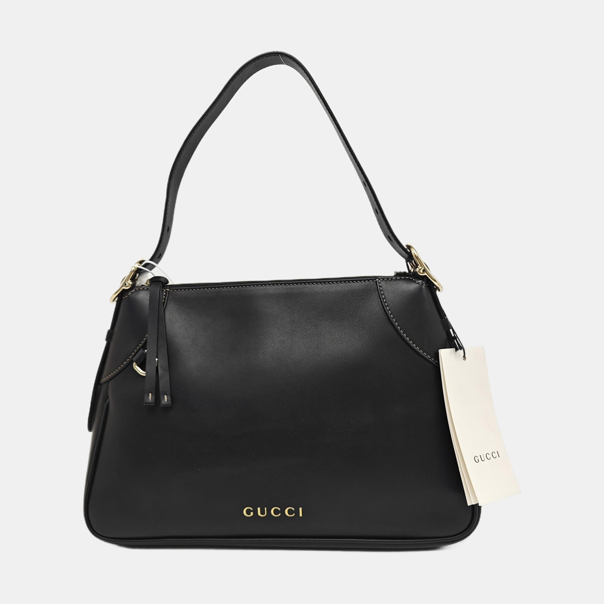 GG Emblem Medium Calfskin Black
