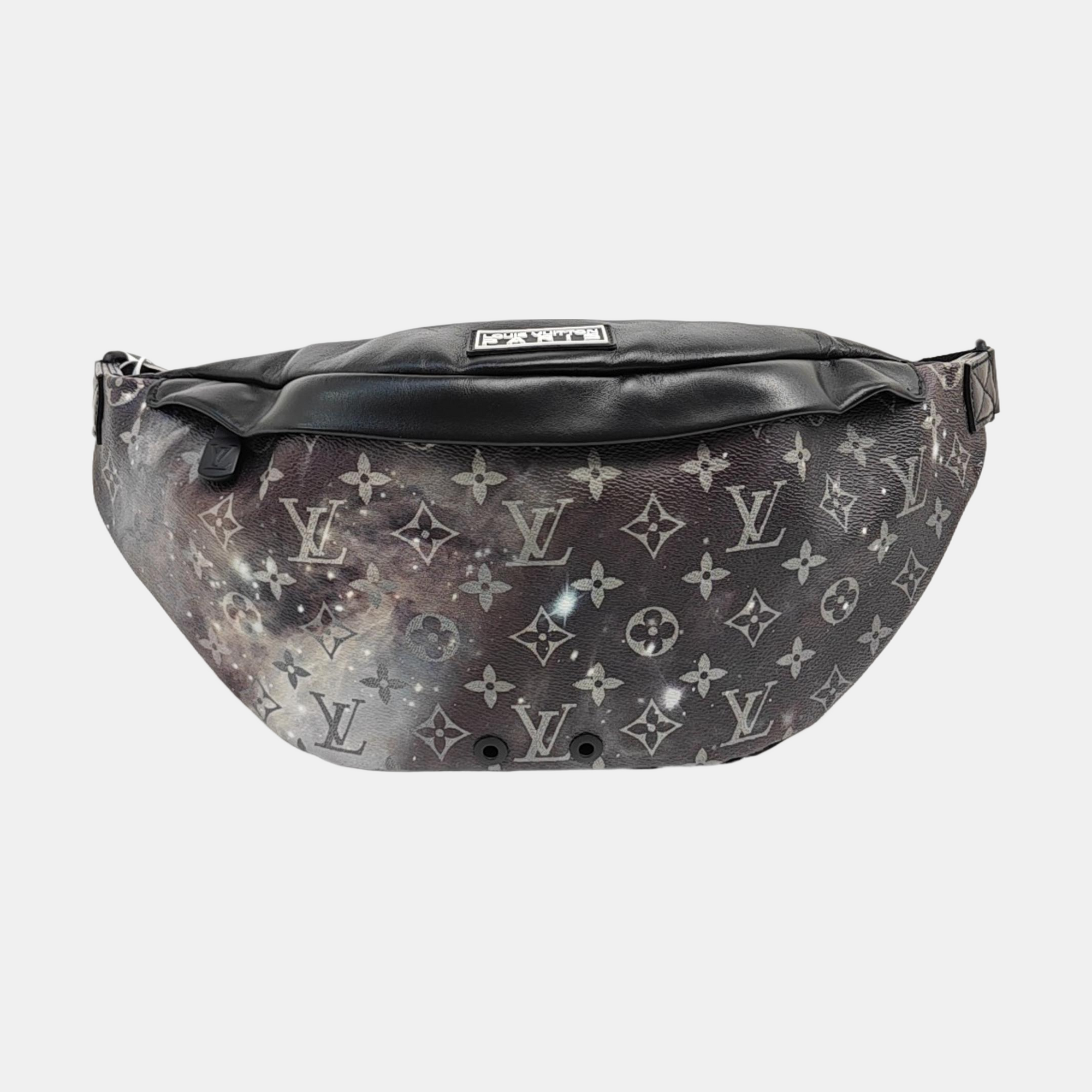 DISCOVERY Monogram Coated Canvas Black