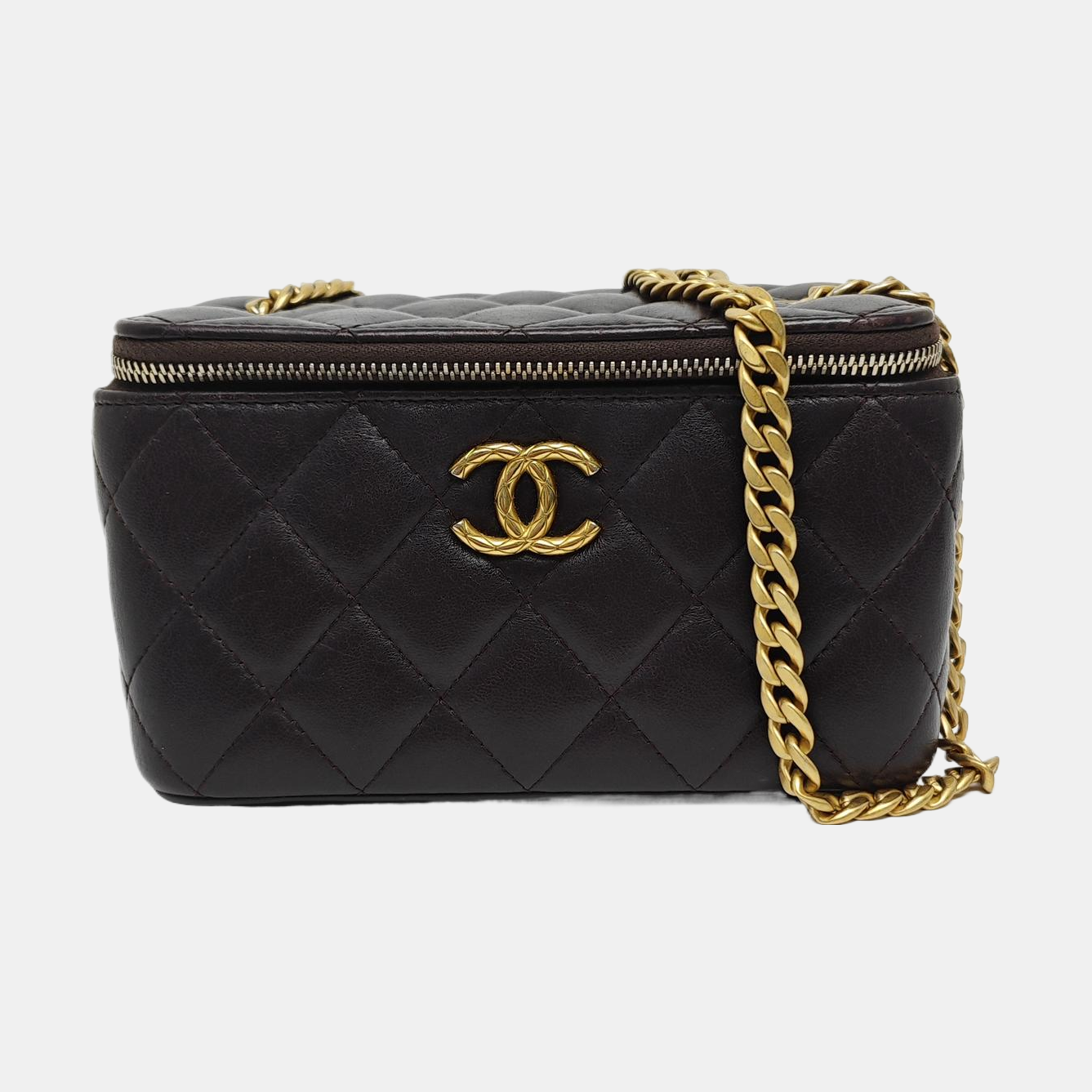 Authenticated pre-owned  VANITY CASE Quilted Lambskin Black - Crossbody Bag at Looply