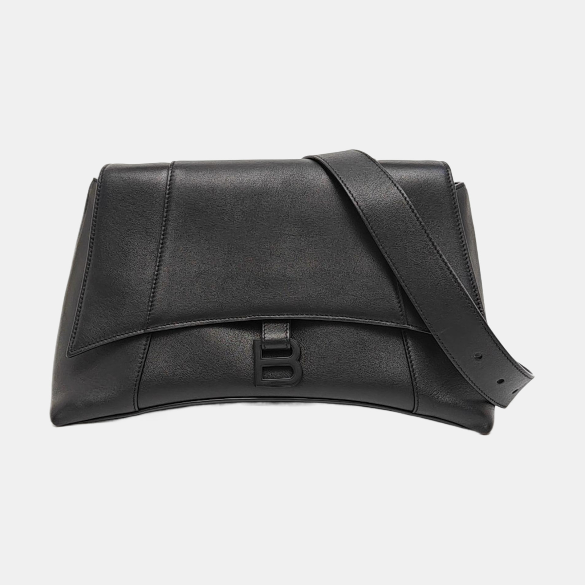 Downtown Medium Calfskin Black