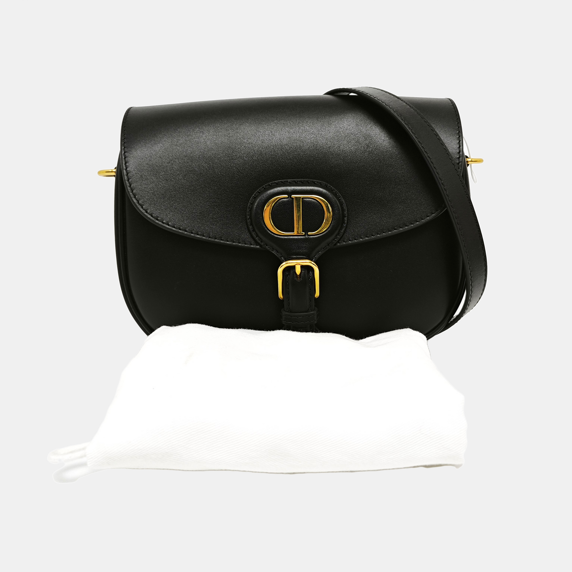 Authenticated pre-owned  Bobby Medium Calfskin Black - Shoulder Bag at Looply