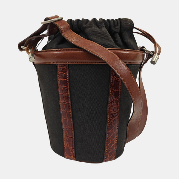 Authenticated pre-owned  TRIOMPHE Canvas Brown - Bucket Bag at Looply