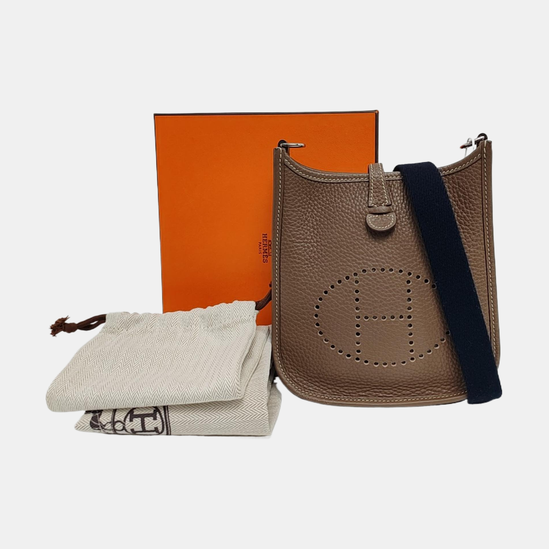Authenticated pre-owned  Evelyne TPM Clemence Grey - Shoulder Bag at Looply