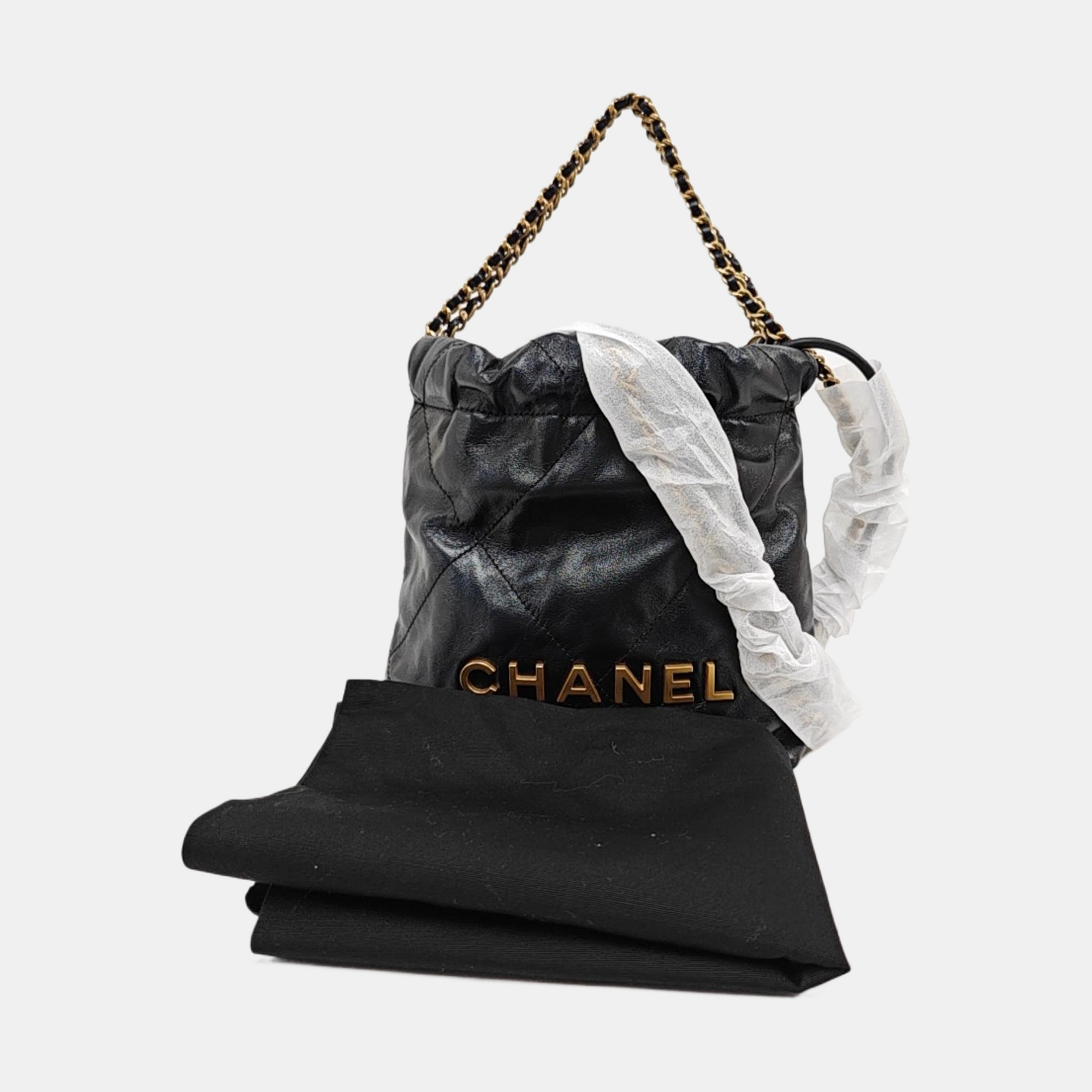 CHANEL 22 Mini Quilted Calfskin Black