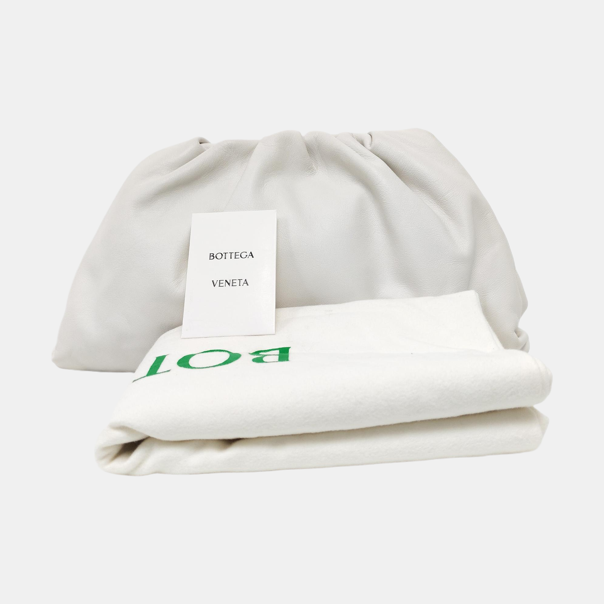 The Pouch Large Calfskin White