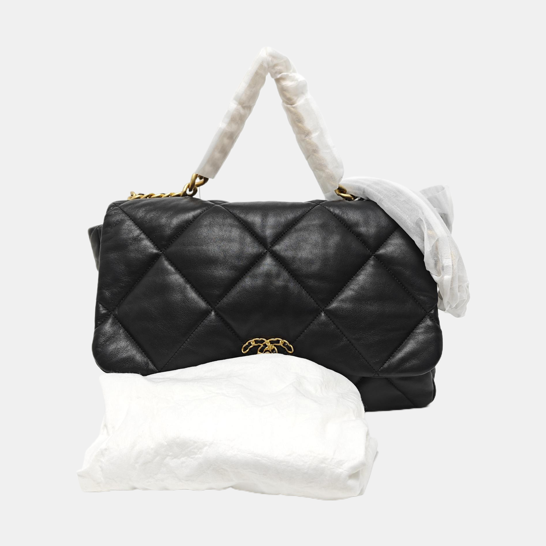 CHANEL 19 Maxi Quilted Lambskin Black