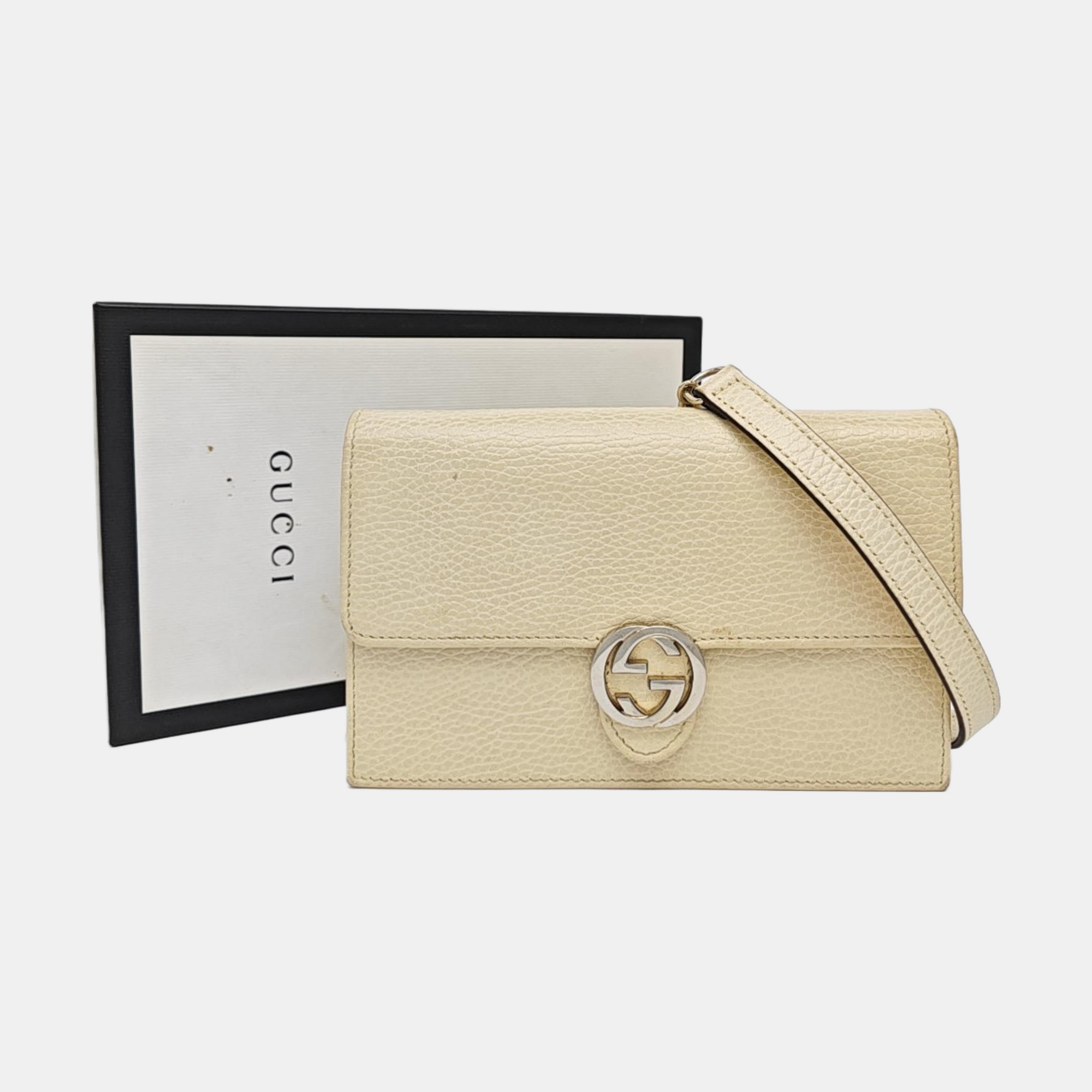 Interlocking G Small Calfskin Beige