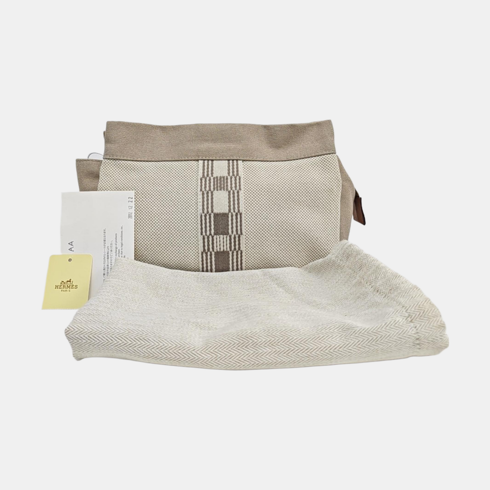 Canvas White