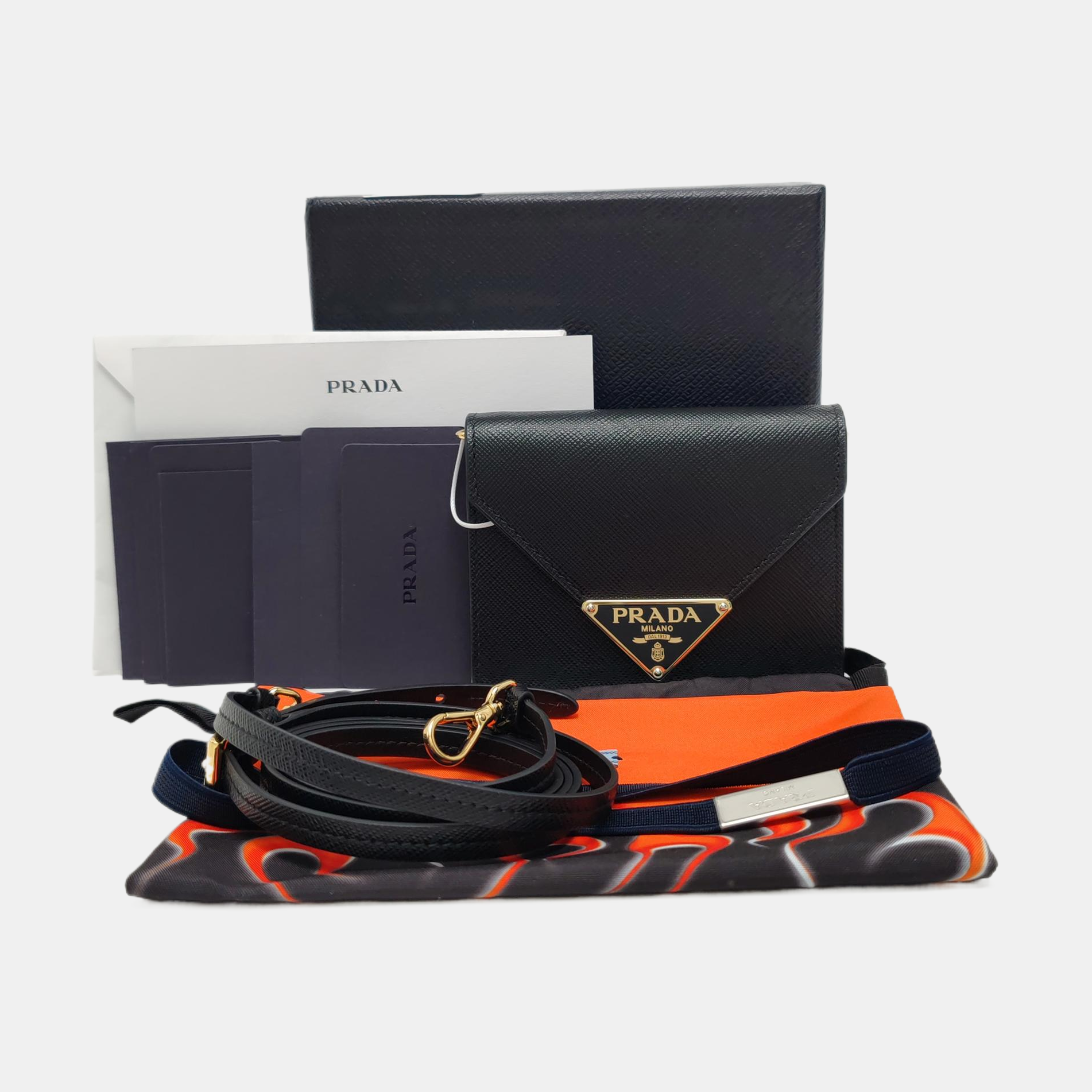 Fold Wallet Saffiano Calfskin Black