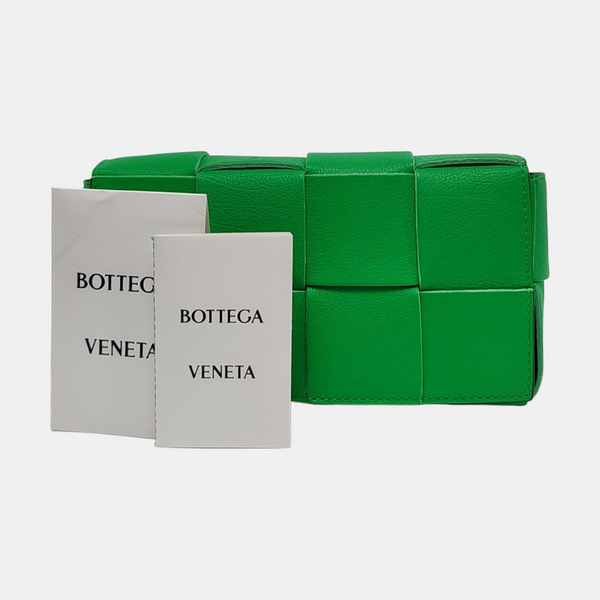 Authenticated pre-owned  Cassette Calfskin Green - Belt Bag at Looply