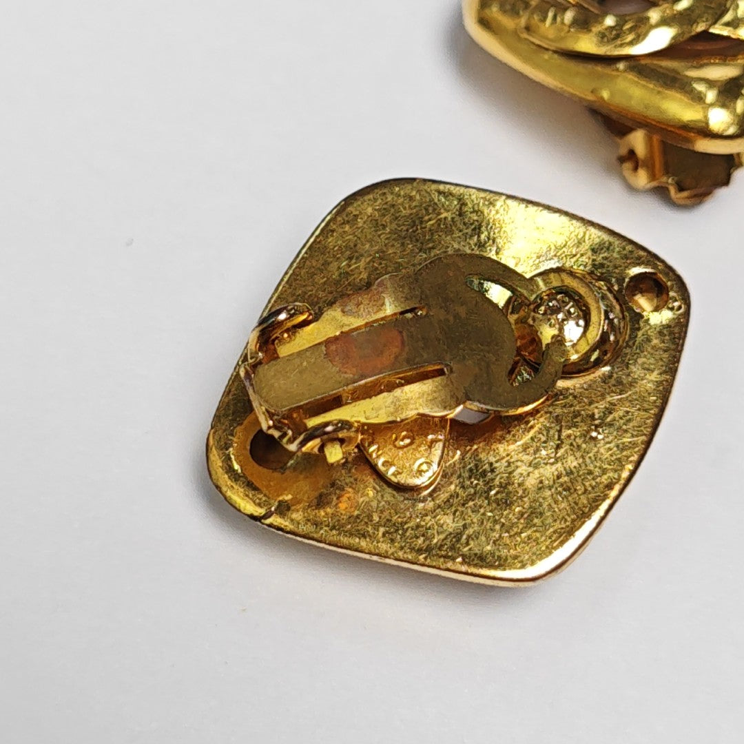 Pendientes de clip de oro de metal vintage