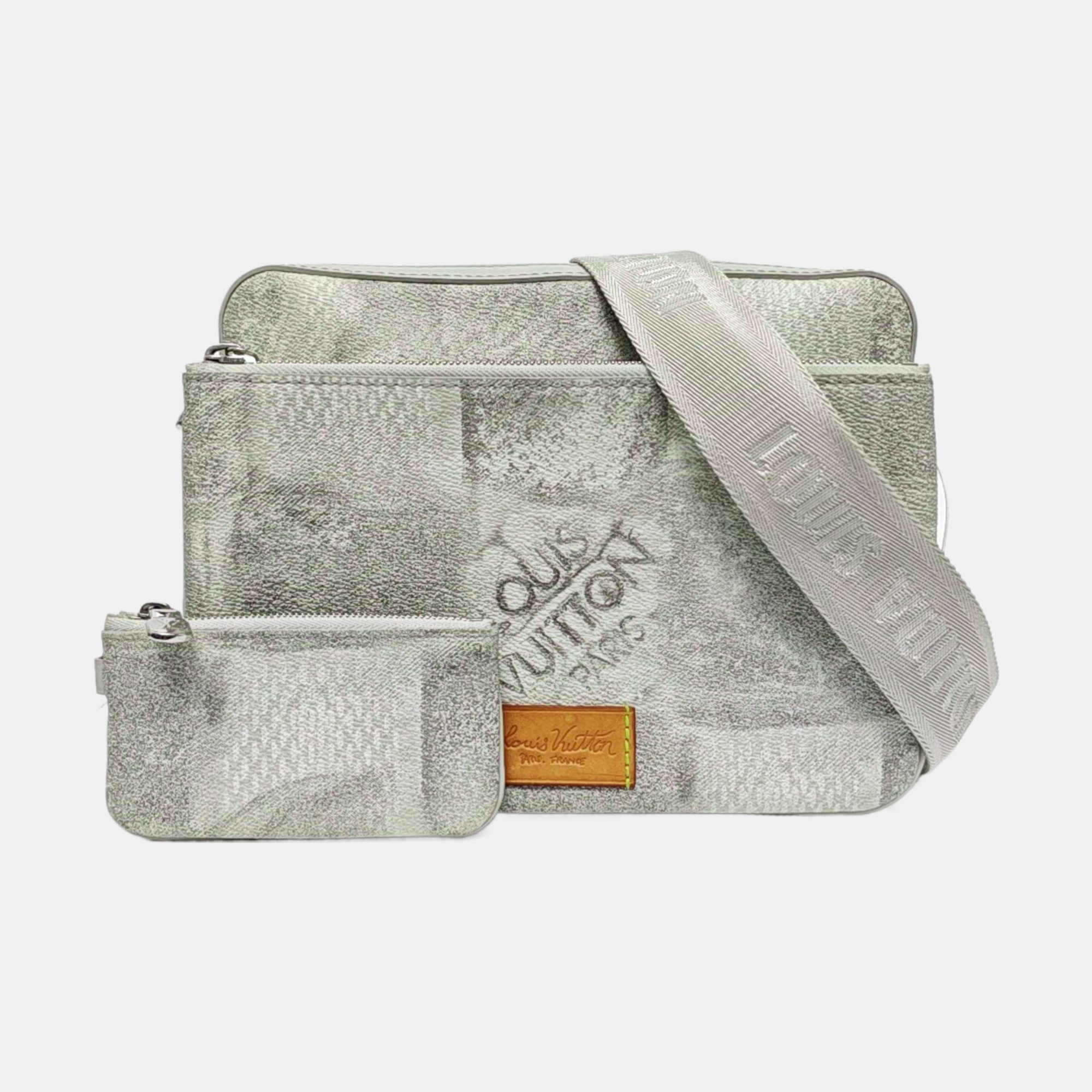 TRIO Coated Canvas Gray
