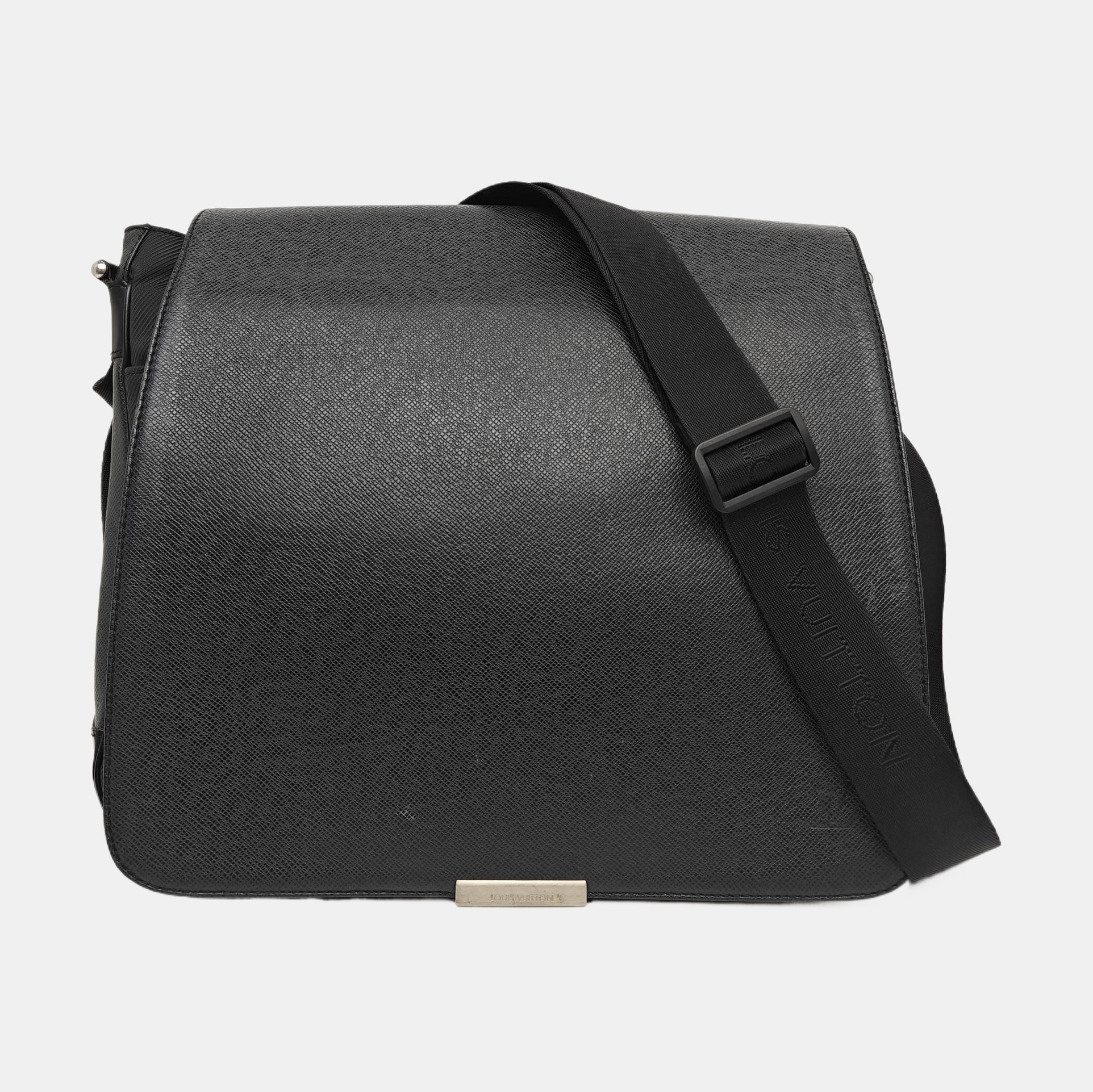 VIKTOR Calfskin Black