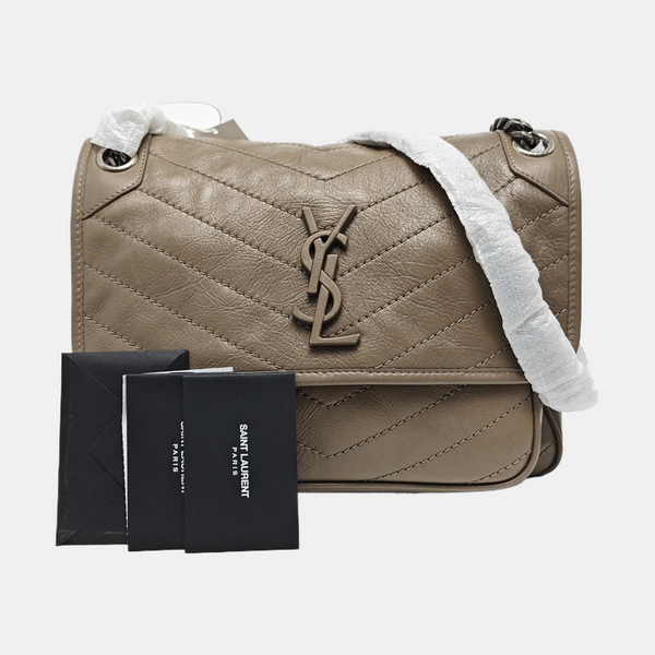 NIKI Medium Chevron Calfskin Beige