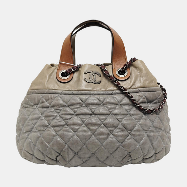 TOTE BAG Quilted Calfskin Gray