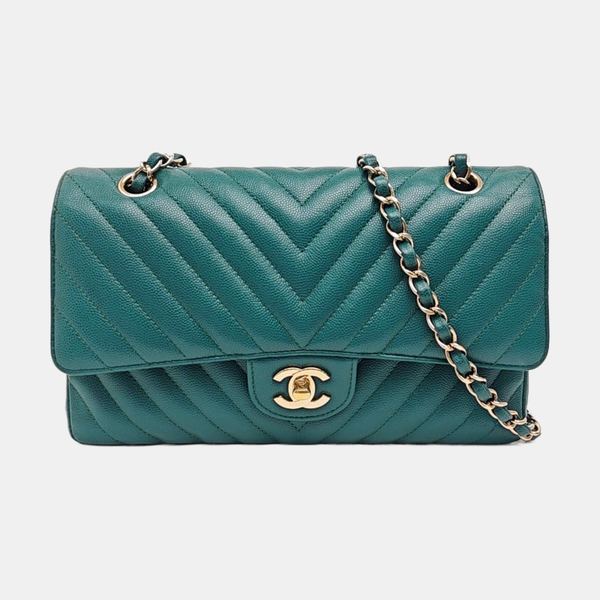 CLASSIC FLAP Medium Chevron Grained Calfskin Green