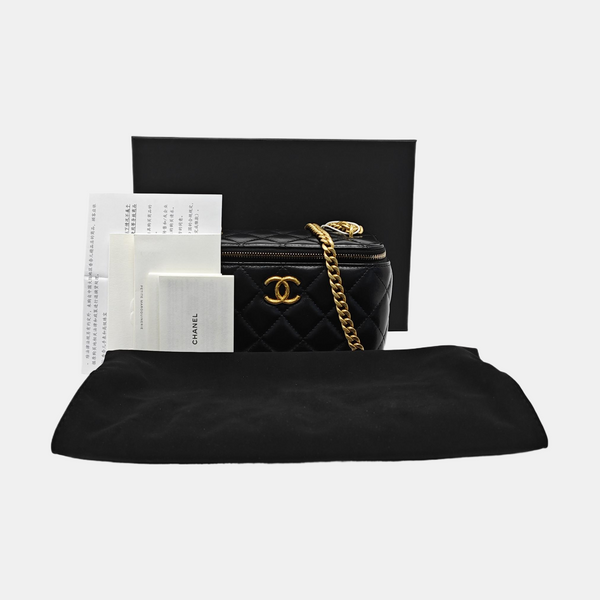 VANITY CASE Small Quilted Lambskin Black