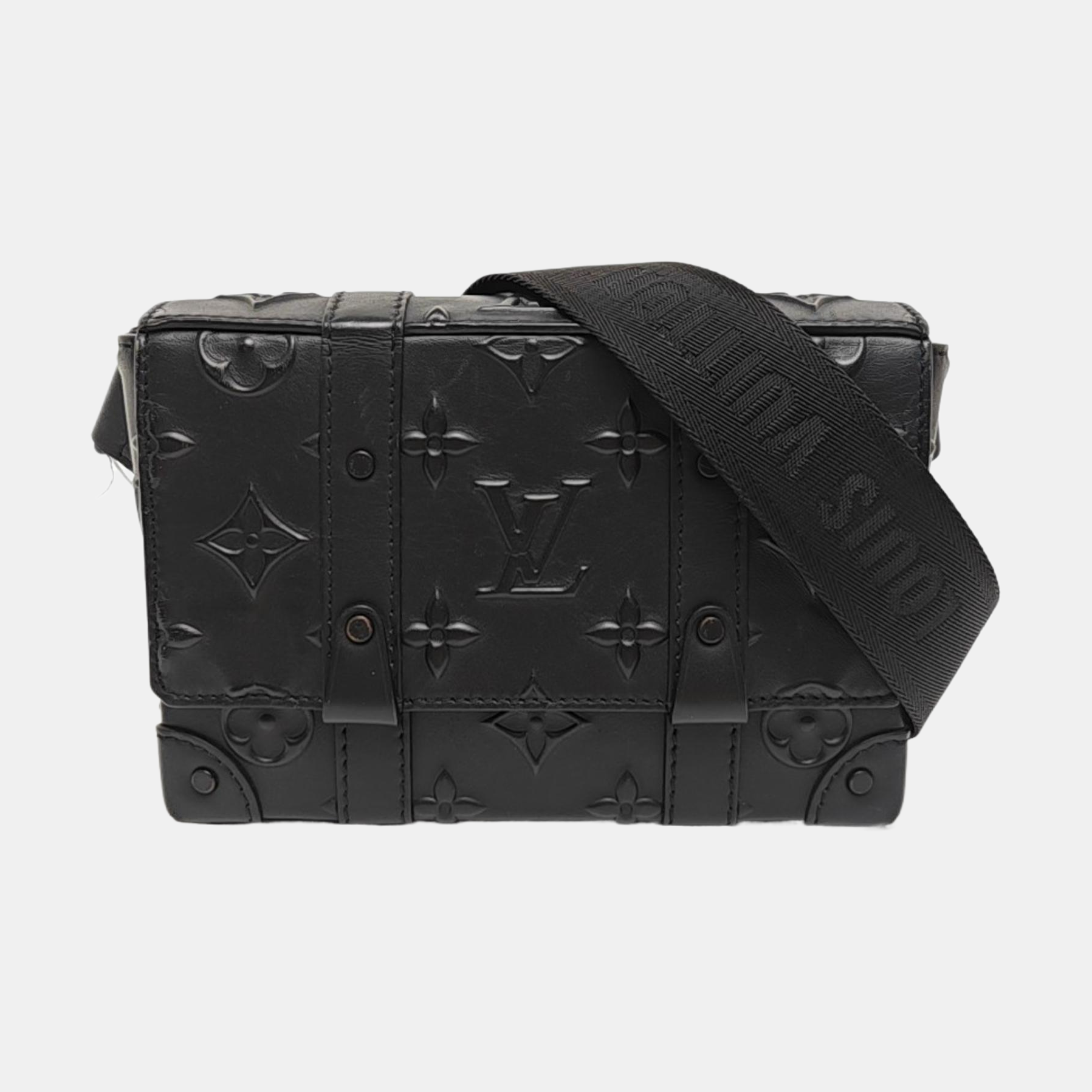 TRUNK Calfskin Black