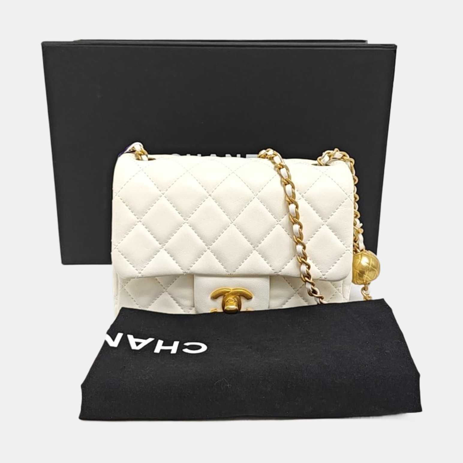 CLASSIC FLAP Mini Quilted Lambskin White