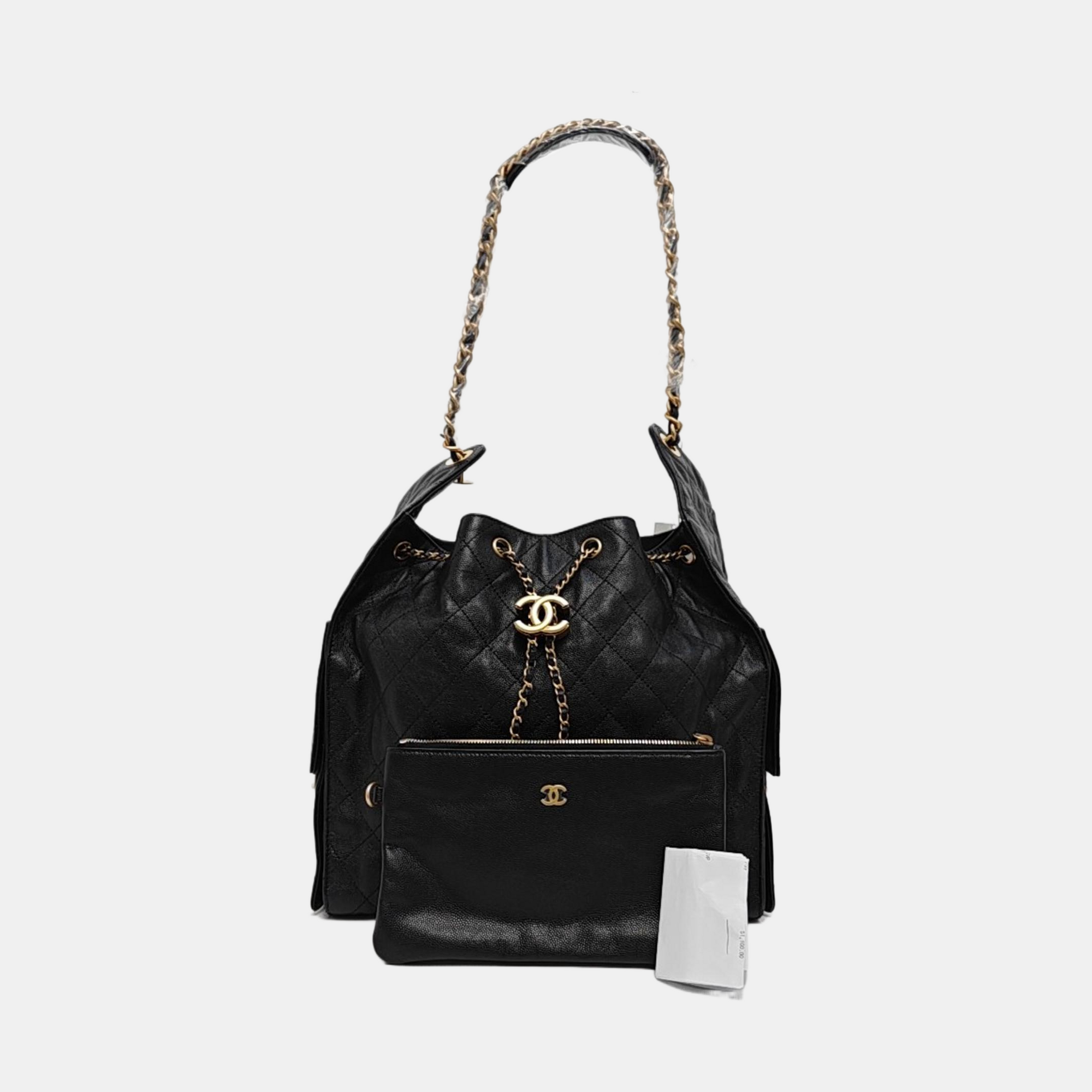 CHANEL 25 Medium Quilted Grained Calfskin Black