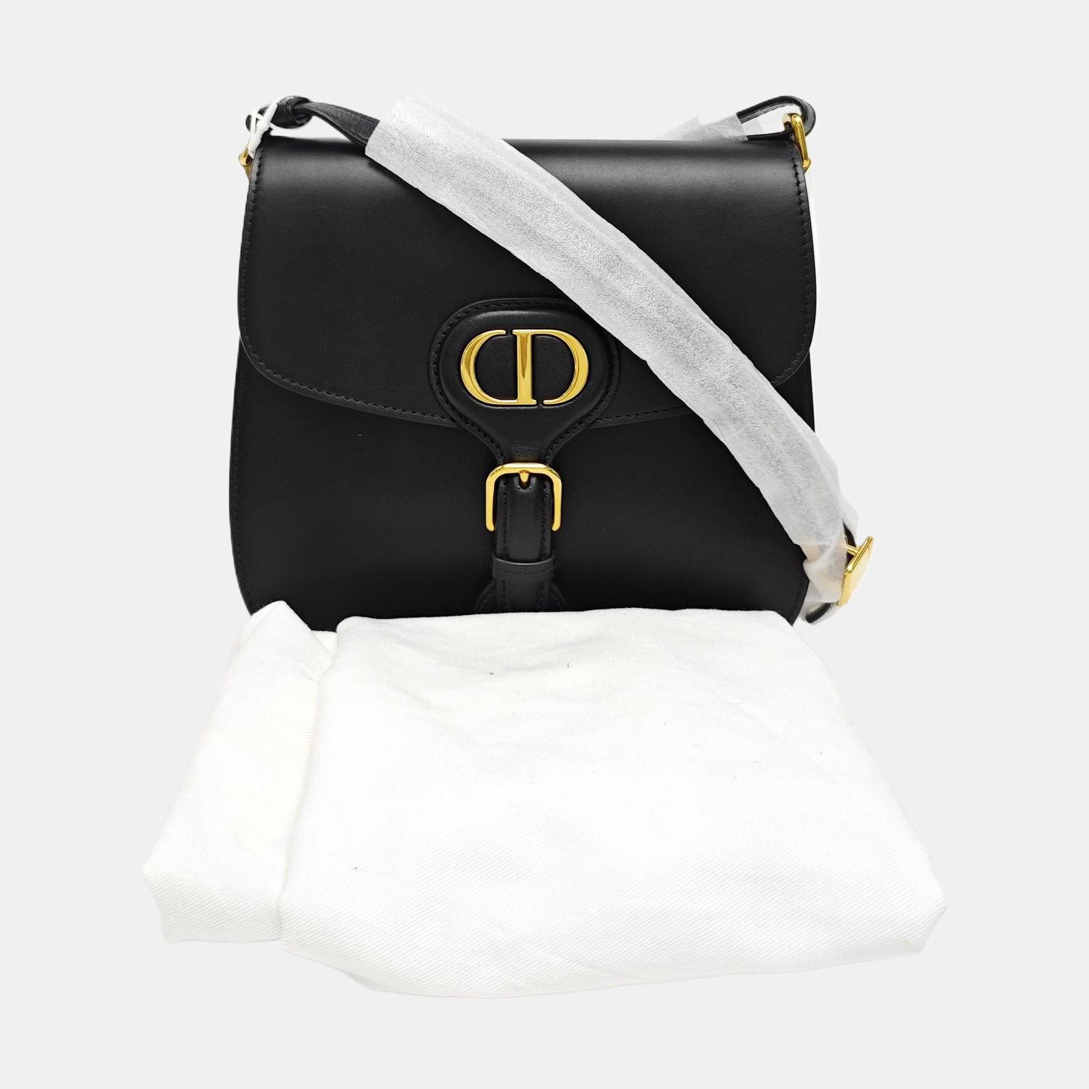 Bobby Medium Calfskin Black
