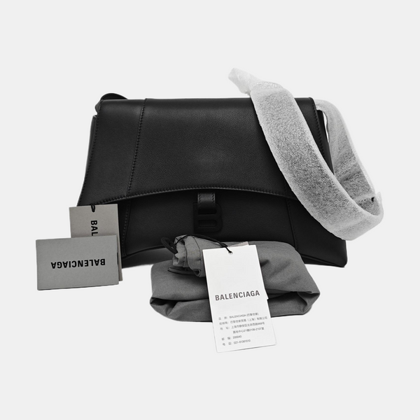 Downtown Medium Calfskin Black