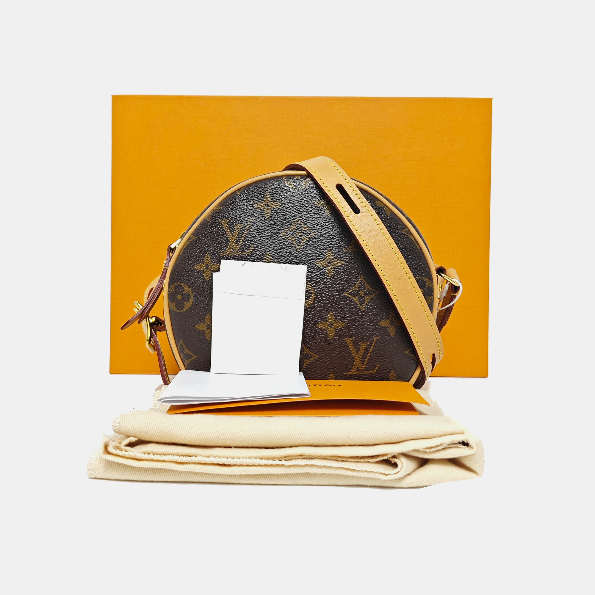 BOITE CHAPEAU PM Monogram Coated Canvas Brown
