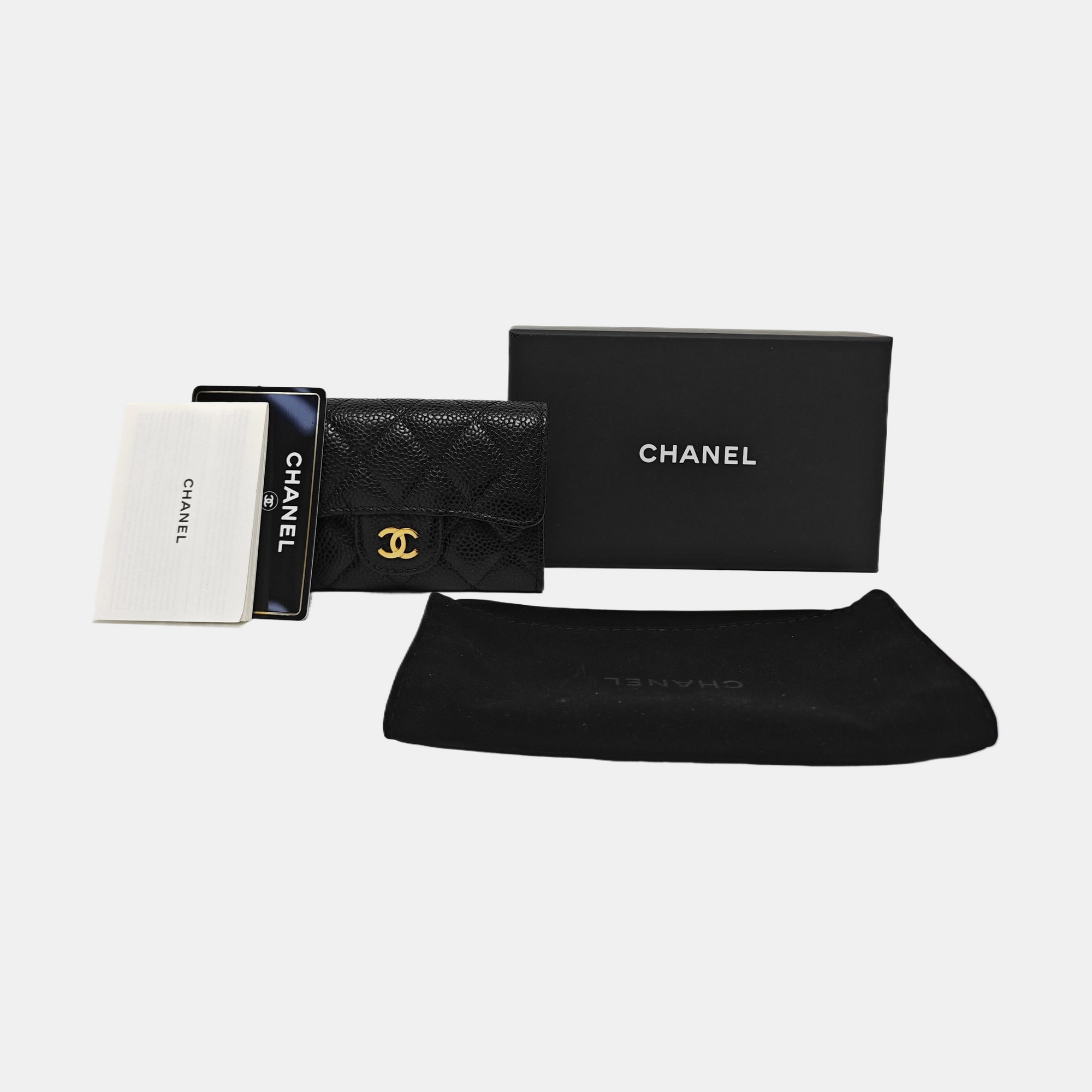 Authenticated pre-owned  CLASSIC FLAP Quilted Grained Calfskin Black Wallet - Wallet at Looply