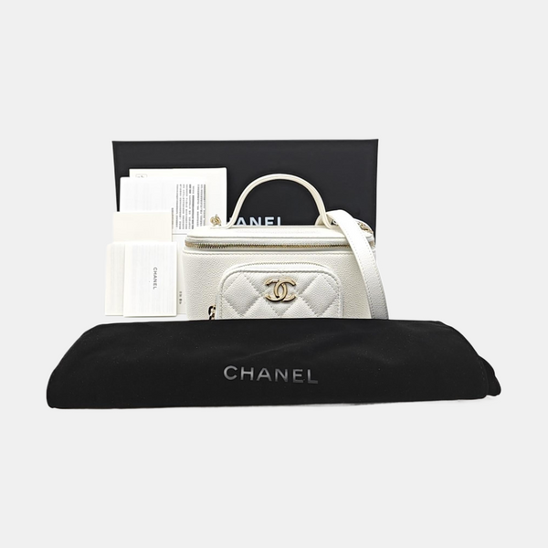 VANITY CASE Medium Quilted Grained Calfskin White