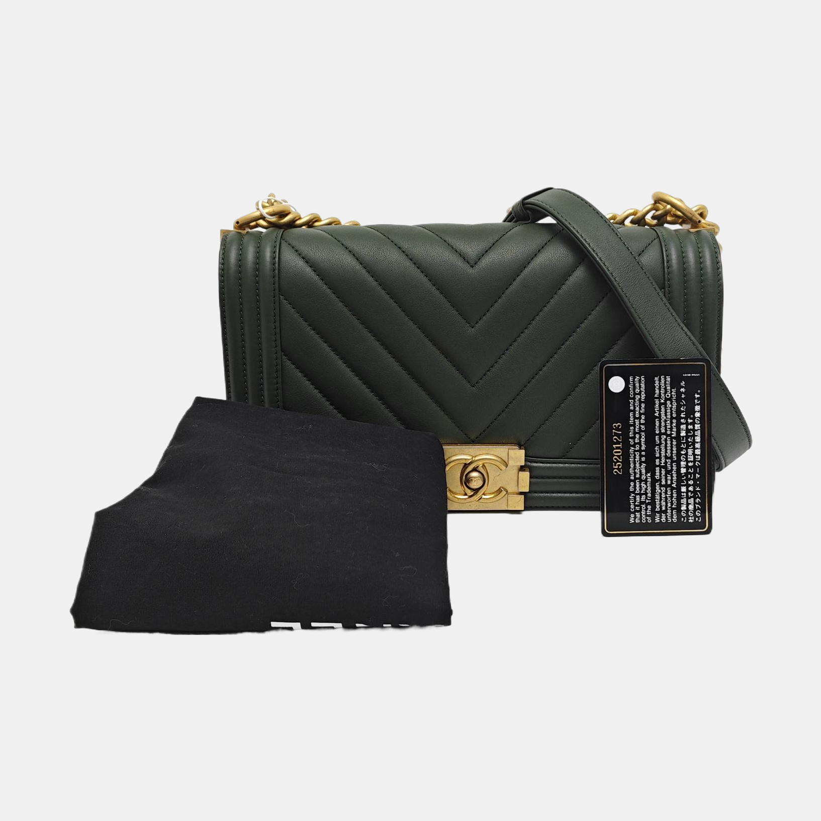 Authenticated pre-owned  BOY CHANEL Medium Chevron, Quilted Calfskin Green - Shoulder Bag at Looply