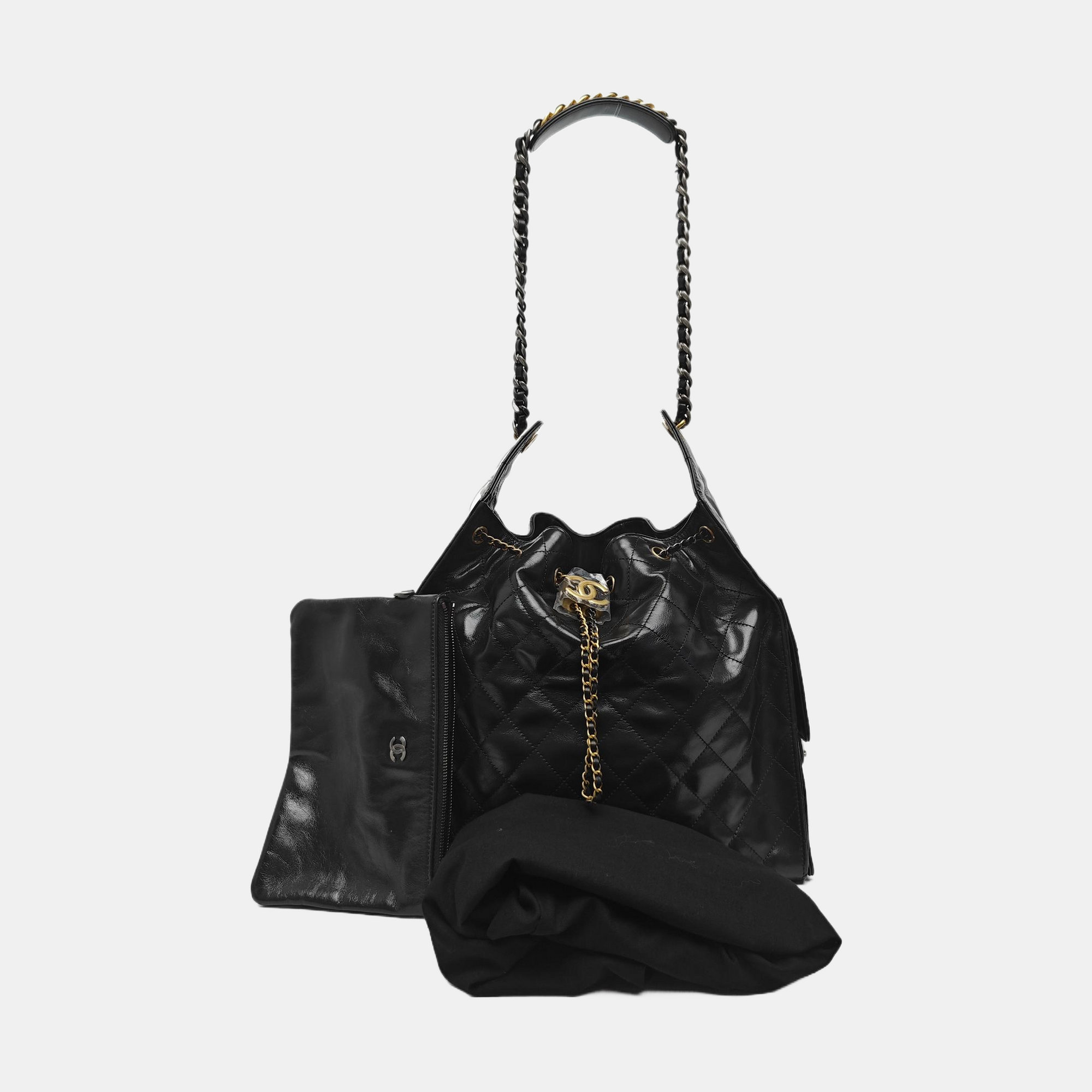 CHANEL 25 Medium Quilted Calfskin Black