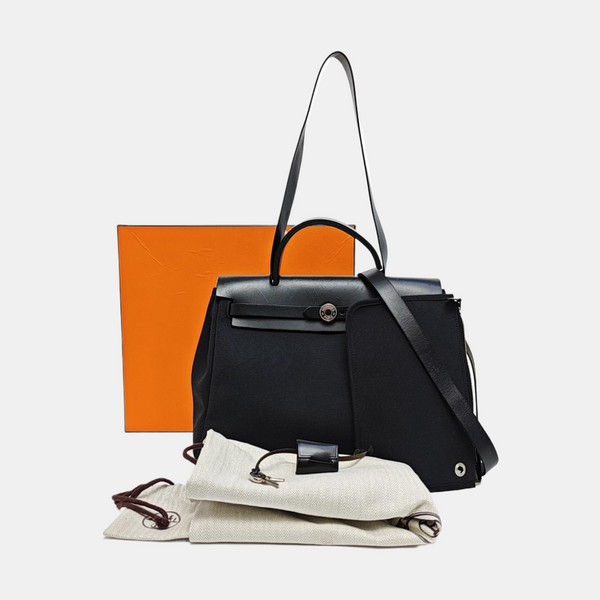 Authenticated pre-owned  Herbag 31 Canvas Black - Shoulder Bag at Looply
